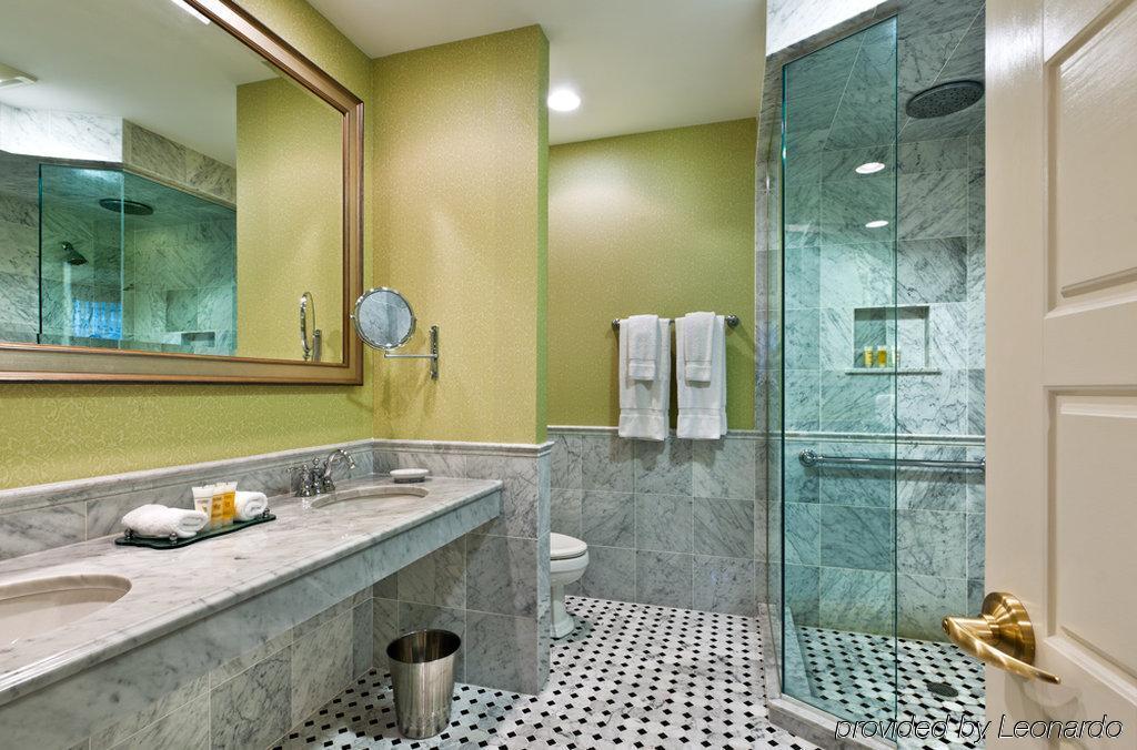 Wayne Hotel 部屋 写真